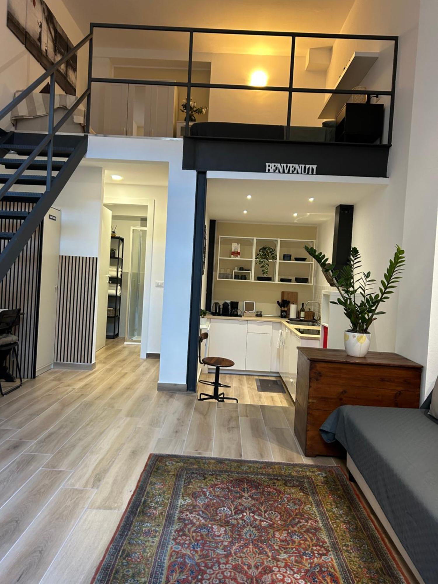 Ambrosia Home, Moderno Loft Tra Navigli E Bocconi Milán